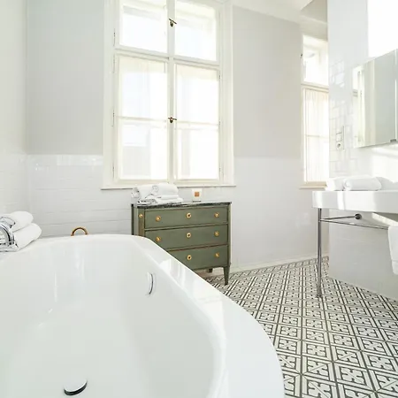 Amazing One-bedroom Praga